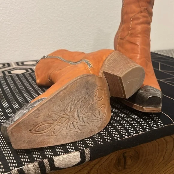 Free People Brayden Western Boho Boots Tan Etched Snip Toe Size 7 - Picture 13 of 16